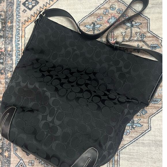 Vintage Coach Black C Logo Large Canvas Duffle Shoulder Bucket Bag y2k - Picture 10 of 10